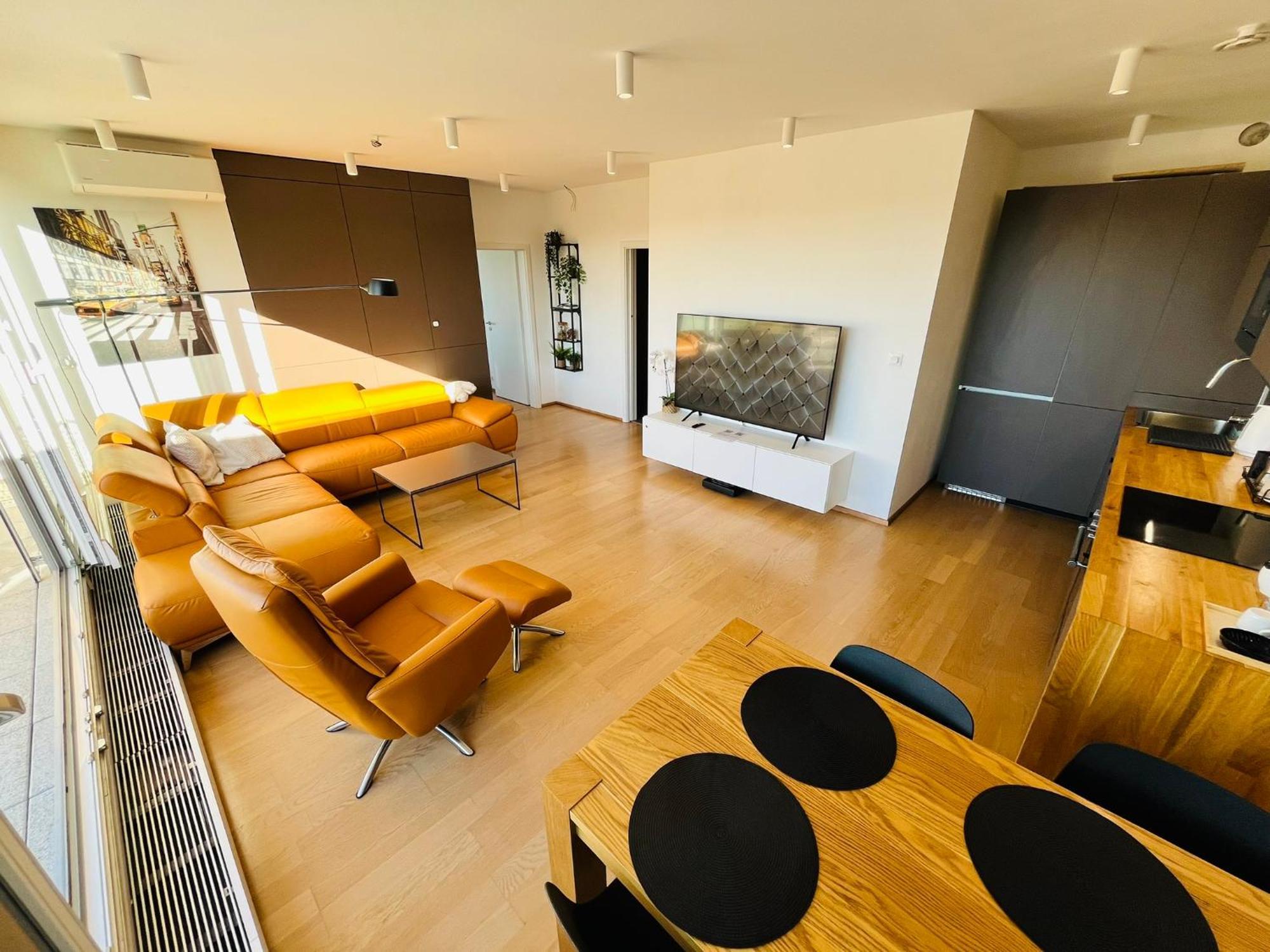 Brno City Center Apartment With Parking And A Big Terrace Eksteriør billede