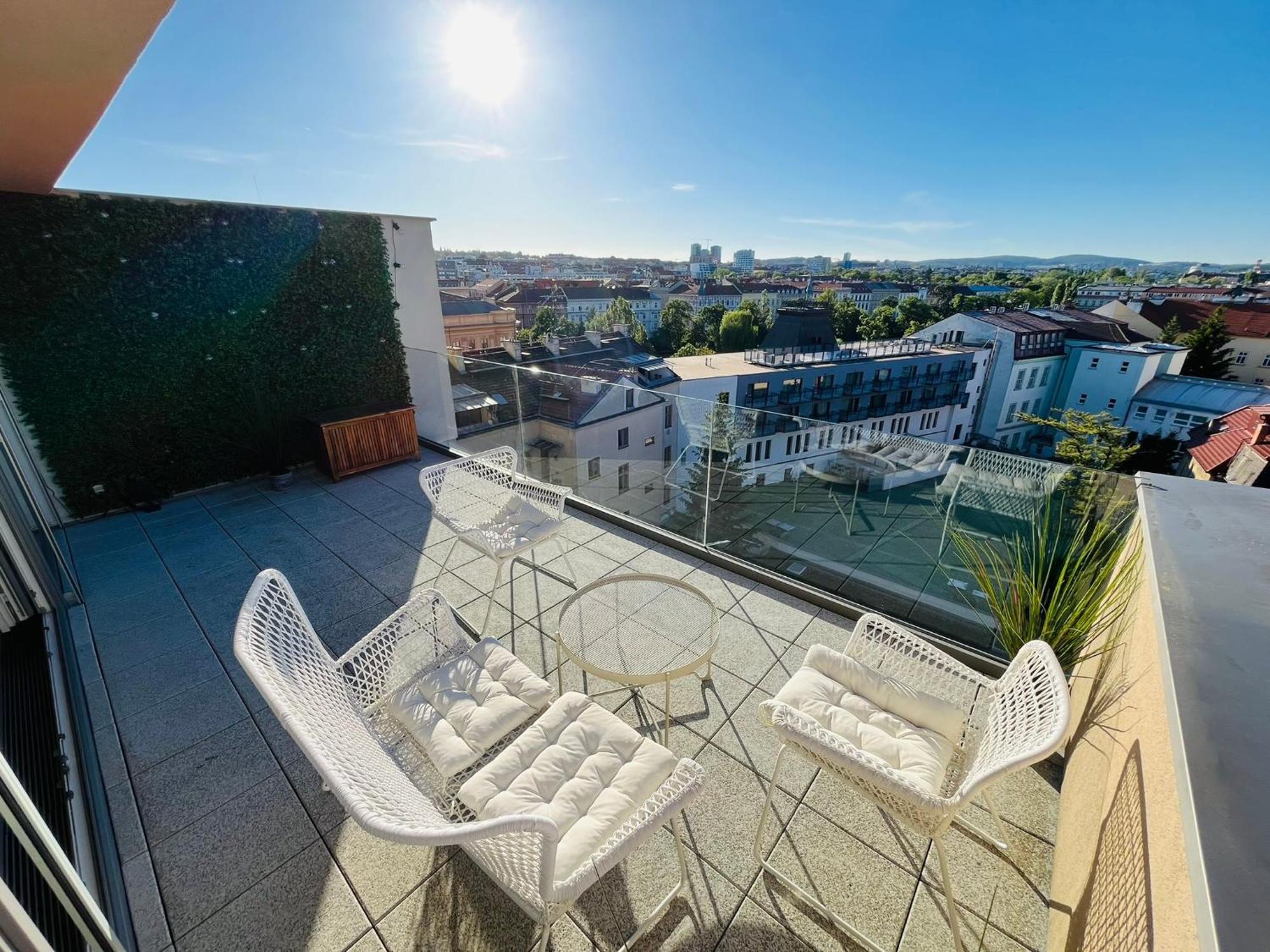 Brno City Center Apartment With Parking And A Big Terrace Eksteriør billede